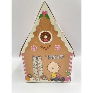 Women's Peanuts Snoopy Velour Cozy Pajama Pants Size Medium In Gingerbread House